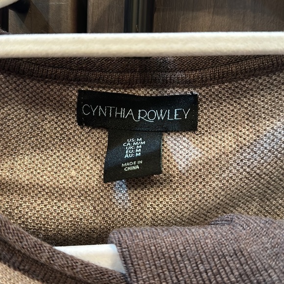 Fall 🍁 Cynthia Rowley Brown Plaid Sweater Size M - Picture 2 of 3